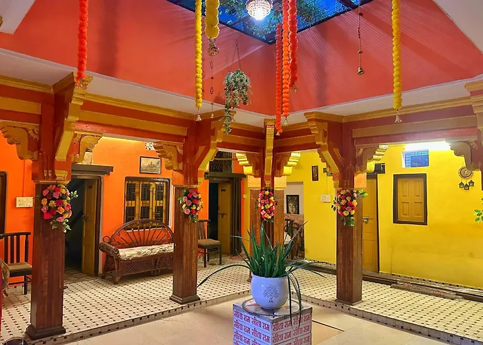 Home Stay Suraj Inn